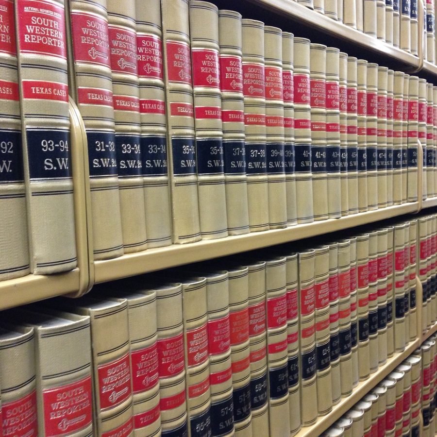 law-books-ge69625edc_1280